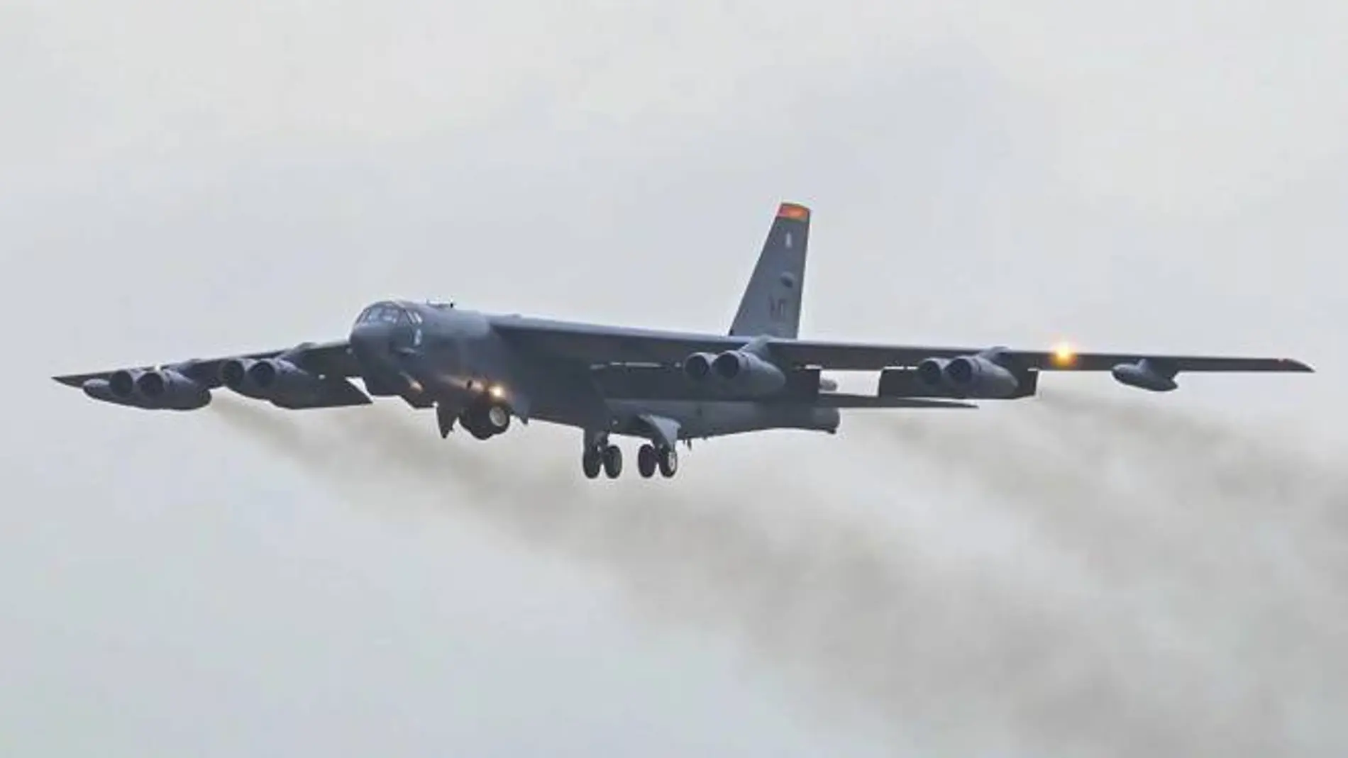 B-52.