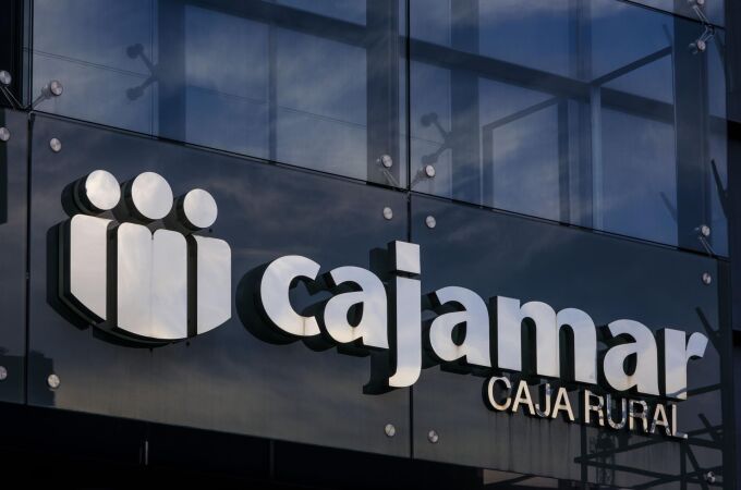 Cajamar ganó 91 millones hasta marzo, un 4,8% más pese al impuesto especial