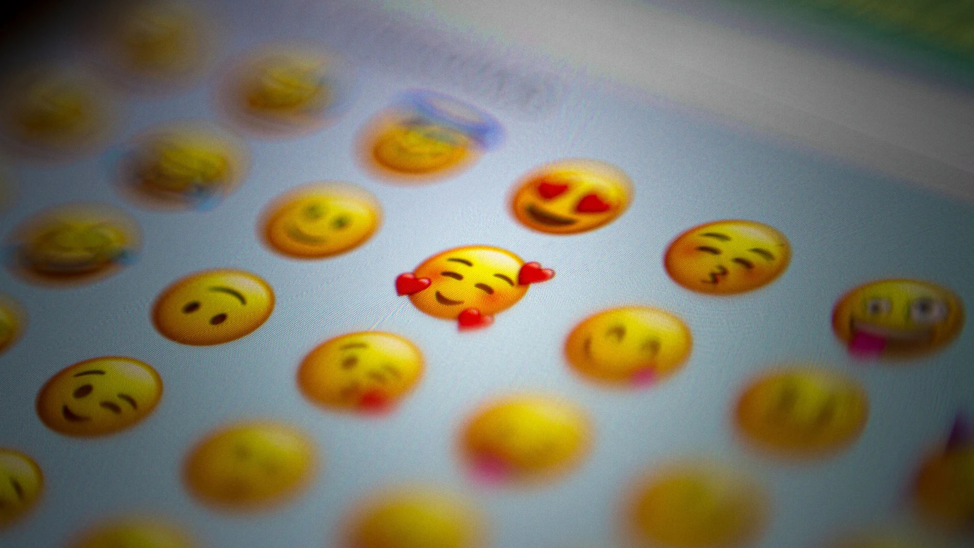 Diferentes tipos de emojis de WhatsApp