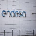 Economía.- Endesa formaliza una línea de crédito con Enel por un importe de hasta 1.500 millones a cinco años