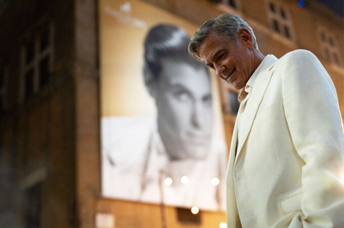 George Clooney, en la serie de Netflix
