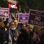  Imágenes de la manifestación con motivo del 25N en Málaga