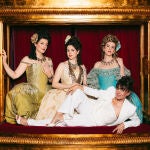 De izquierda a derecha: María Hinojosa Montenegro, Jone Martínez y Pilar Alva-Martín; recostada, Cristina Medina
