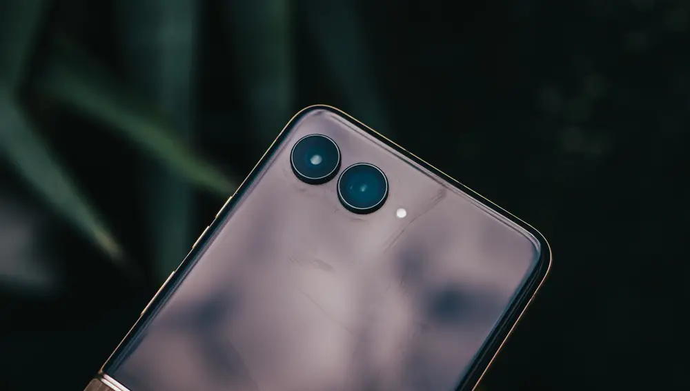 La doble cámara de 50 megapíxeles del razr 60 ultra