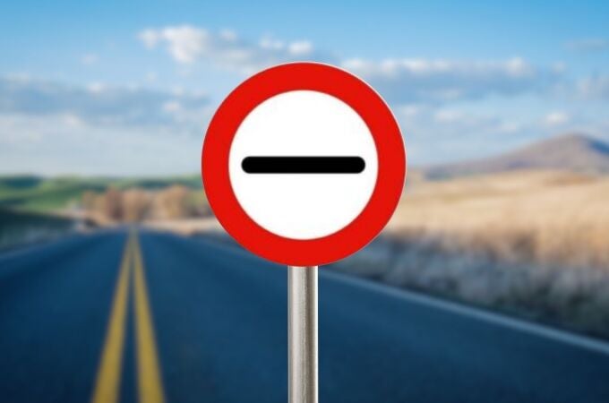 ¿Qué significa esta señal? Muy pocos conductores lo saben