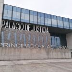 Juzgan a un matrimonio por prostituir a mujeres en pisos de Gijón, entre ellas la sobrina de la acusada