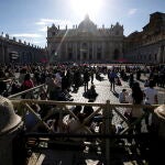 La Plaza de San Pedro, a la espera de conocer al nuevo Papa