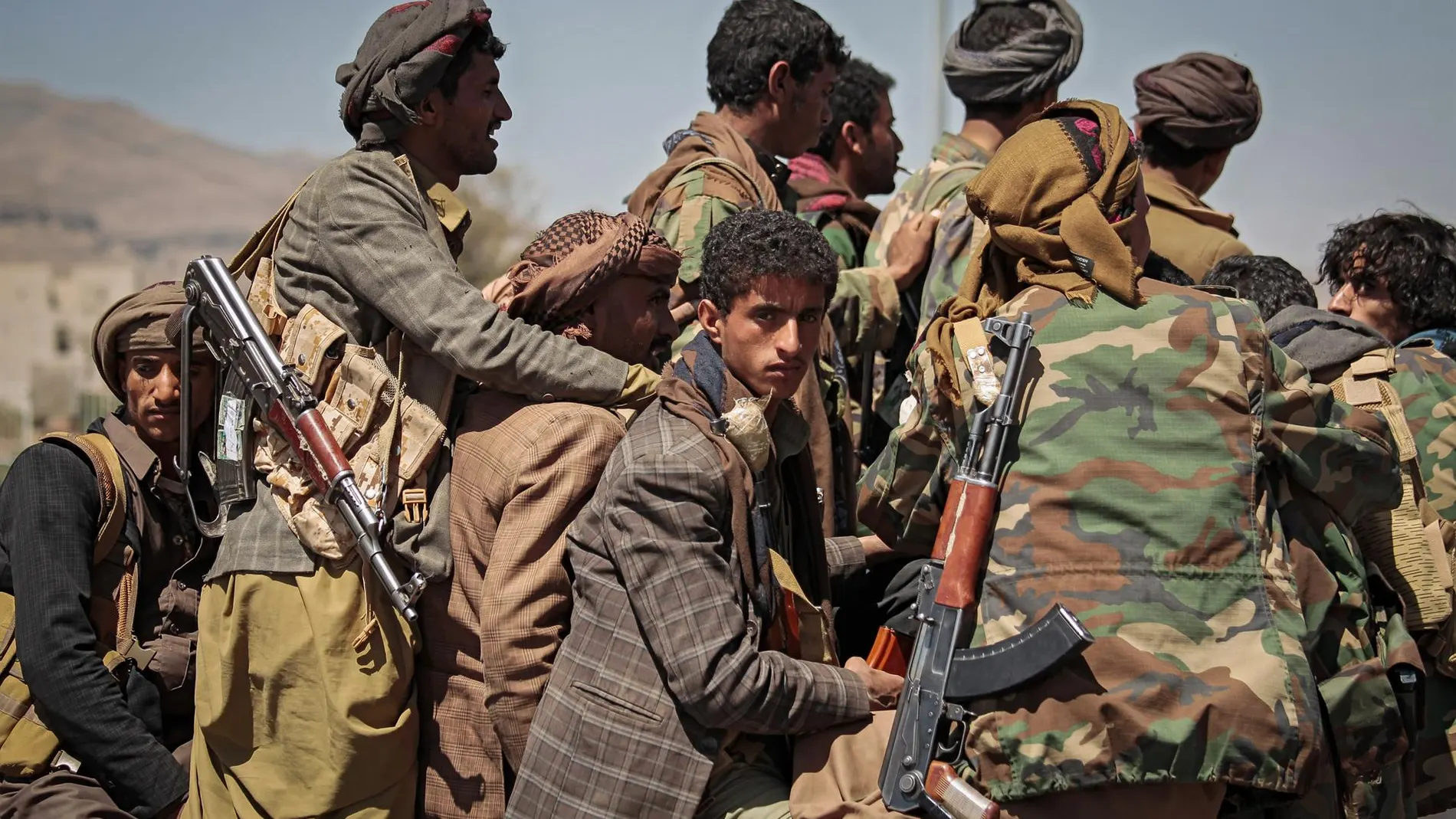 Los hutíes de Yemen se adhieren a la tregua anunciada por Trump en el mar Rojo