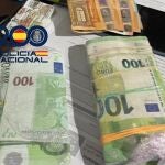 Sucesos.- Cae un grupo criminal de envío de hachís y marihuana por correo que operaba desde Granada y Cádiz