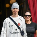 Romeo Beckham y Kim Turnbull