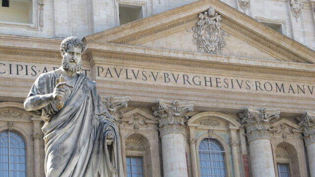 Los antipapas son una figura también reconocida por la Iglesia Católica y que pretende ejercer la misma función del papa