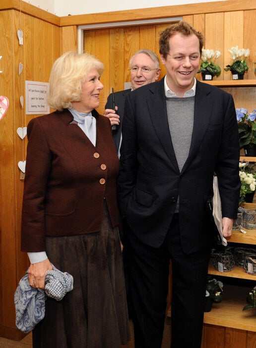 La reina Camilla junto a su hijo Tom Parker Bowles