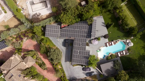 Vista área de la instalación de la familia García en Boadilla del Monte