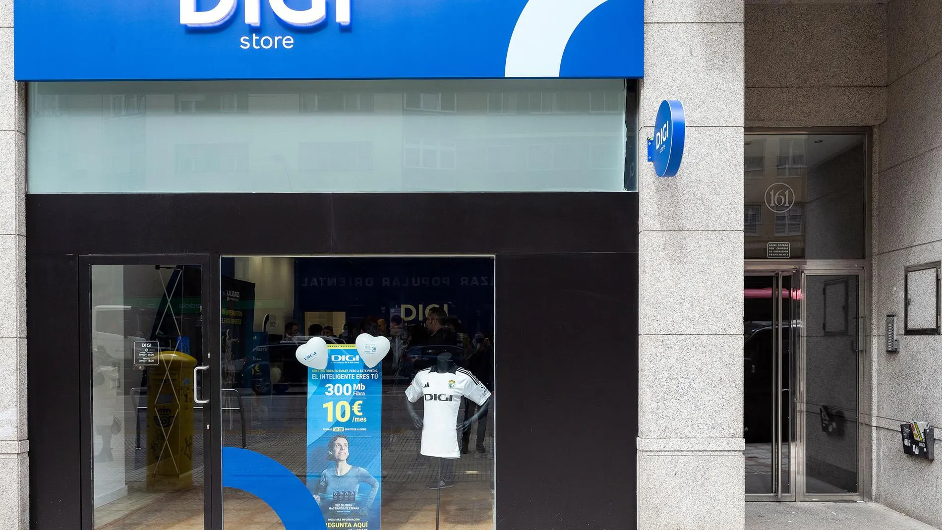 (AMP)Movistar y Digi ganaron cuota en telefonía móvil en febrero, frente al retroceso de Vodafone y MasOrange