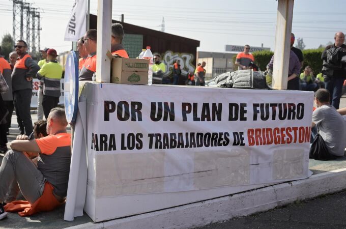 Economía/Motor.- Bridgestone reduce a 290 los despidos en su planta de Vizcaya y a 201 en la de Cantabria