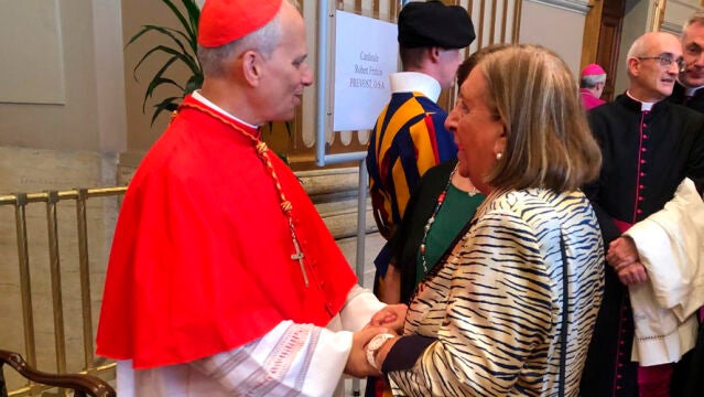 Lydia Jimenez y el Papa Francis Prevost
