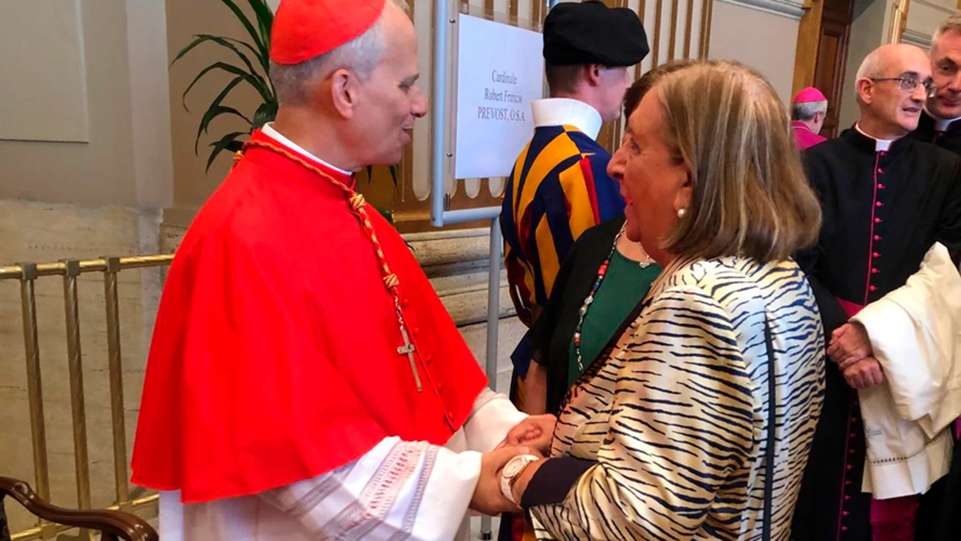 Lydia Jimenez y el Papa Francis Prevost