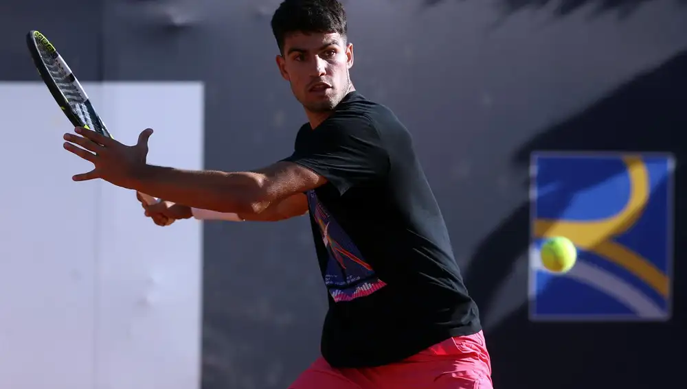 Tenis/Roma.- Carlos Alcaraz: "Es fantástico tener de vuelta a Sinner, espero encontrarle en la final"