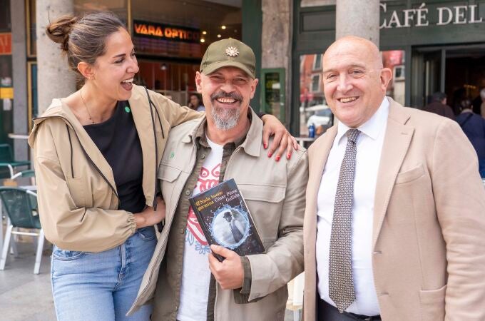 César Pérez Gellida presenta su nueva novela en Valladolid junto a Jesús Julio Carnero y Blanca Jiménez