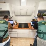 Imagen de uno de los registros que llevó a cabo la Guardia Civil en Elche