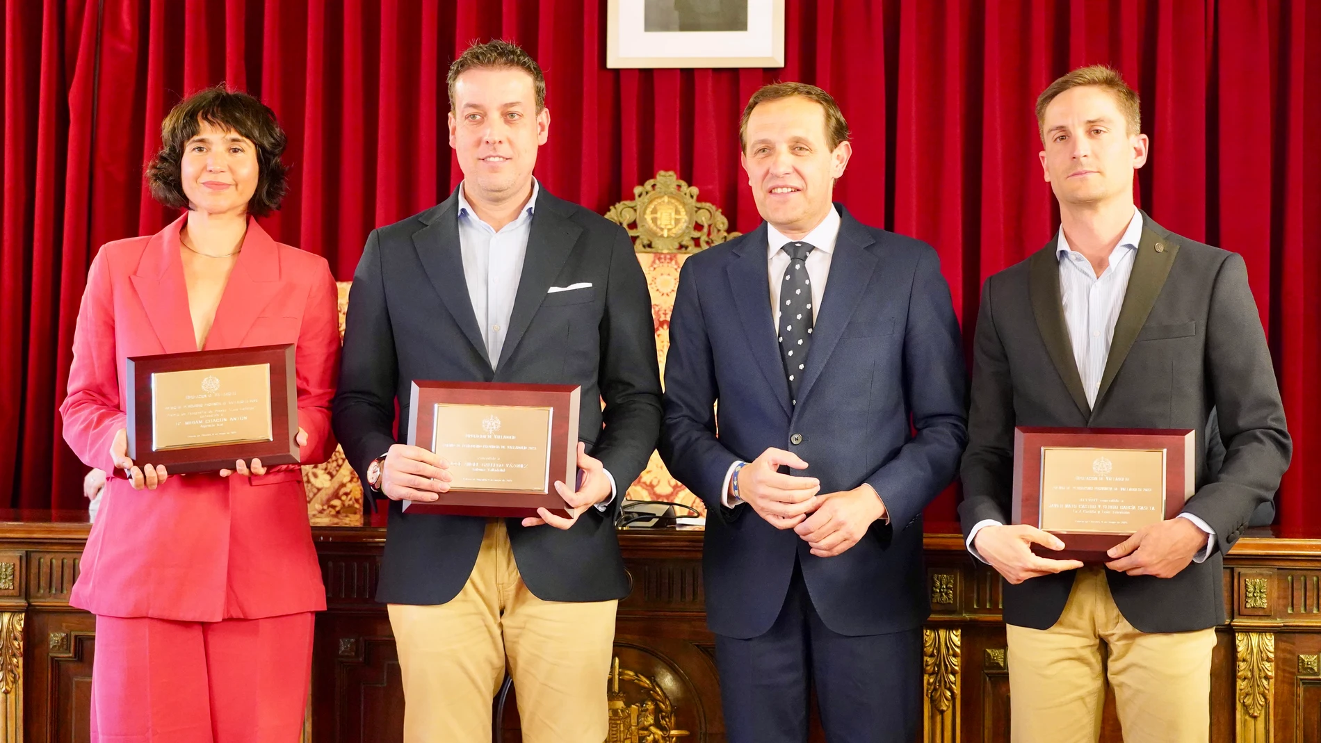 Conrado Íscar junto a Miriam Chacón, José Ángel Gallego y Sergio Saseta
