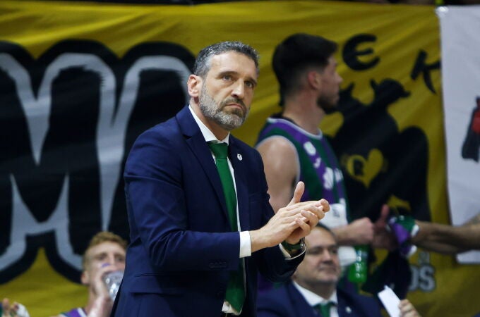 El Unicaja de Ibon Navarro, campeón de la Basketball Champions League