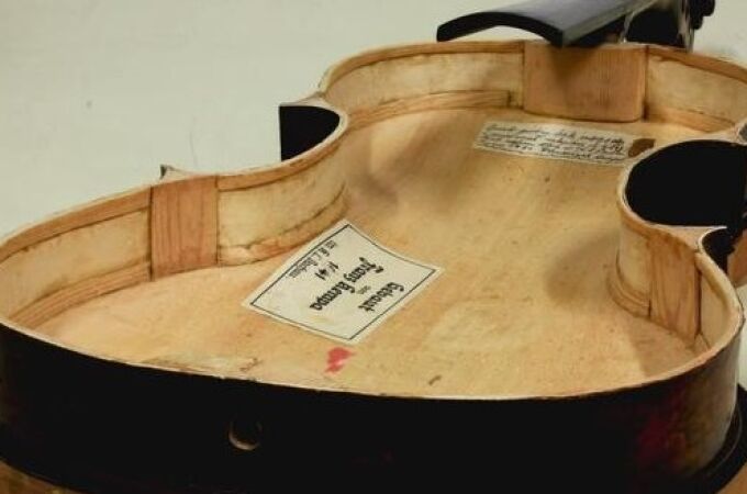 El "Violín de la Esperanza" fabricado en 1941 por un prisionero polaco