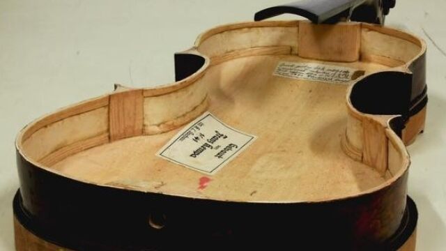 El "Violín de la Esperanza" fabricado en 1941 por un prisionero polaco
