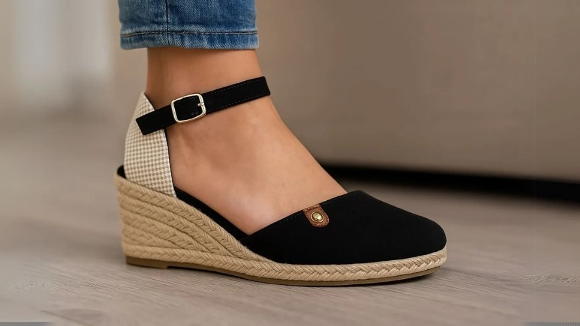 sandalias con cuña de Refresh