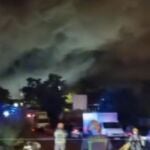 Un incendio en una Fábrica que almacenaba cloro obliga a confinar cinco municipios catalanes