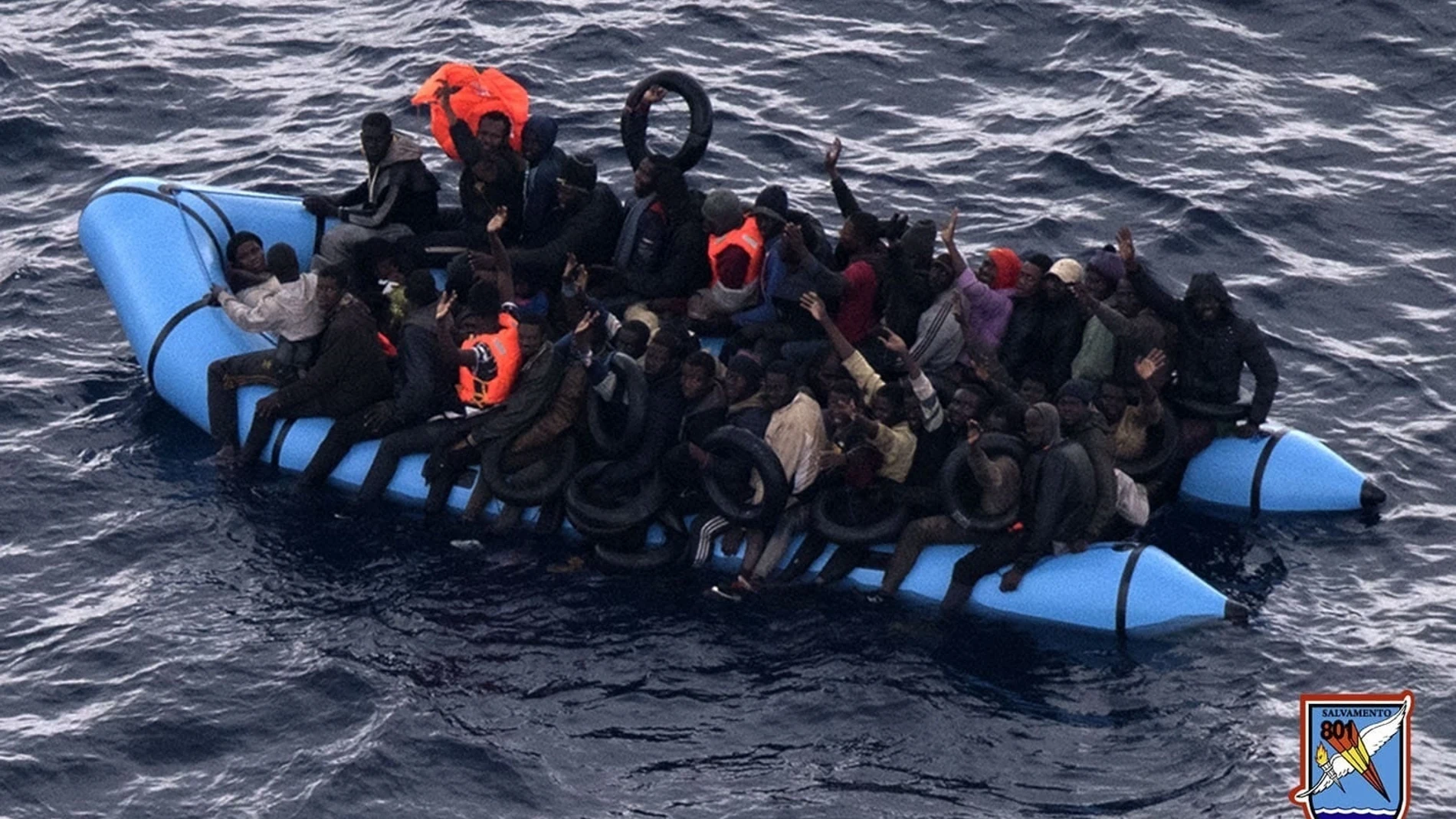 Patera localizada en el mar de Alborán