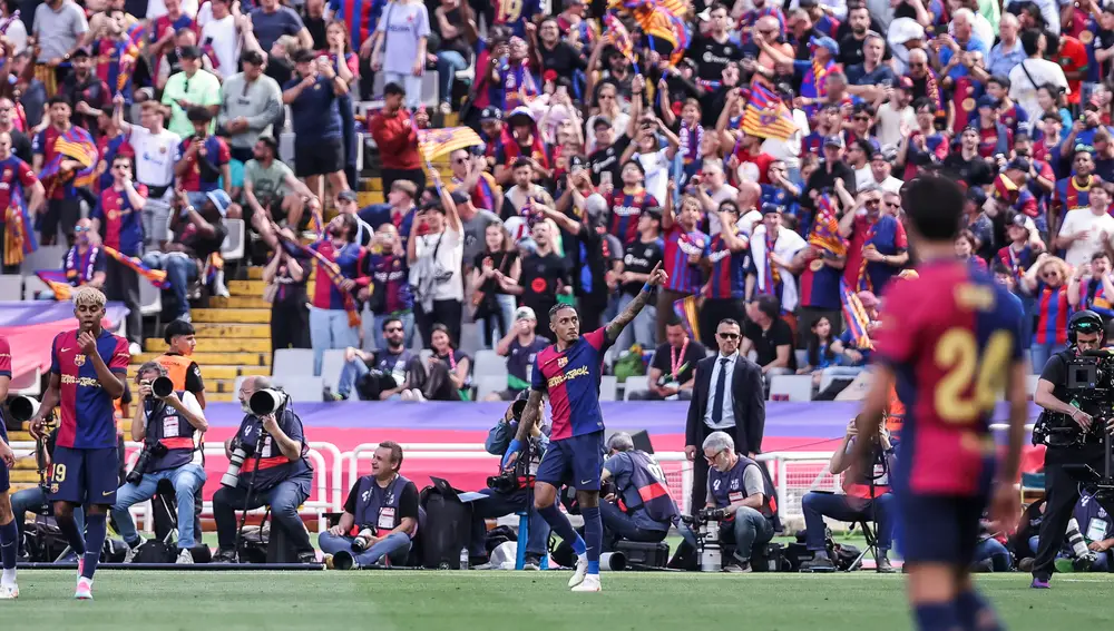 FC Barcelona v Real Madrid - La Liga EA Sports