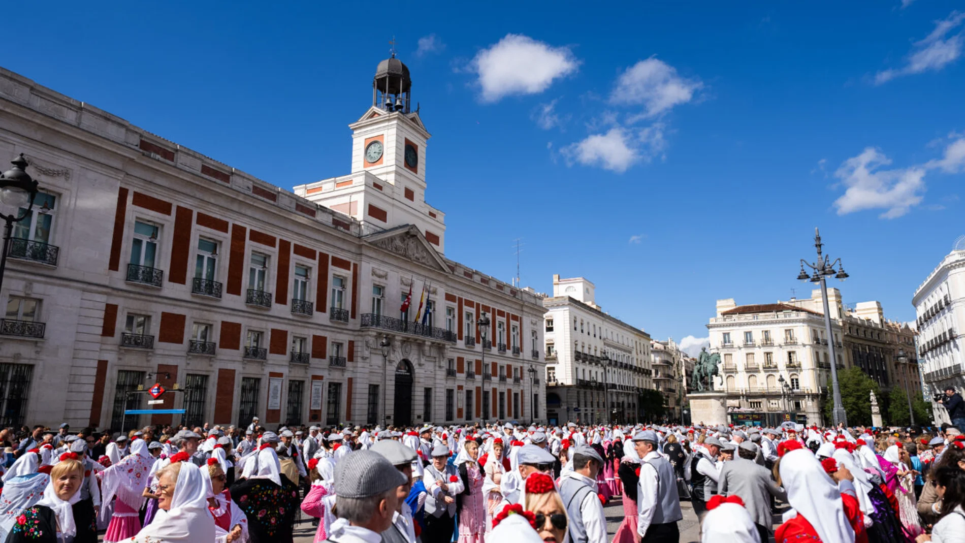 Así fue el pasacalles más castizo de Madrid (y lo que vendrá este San Isidro)