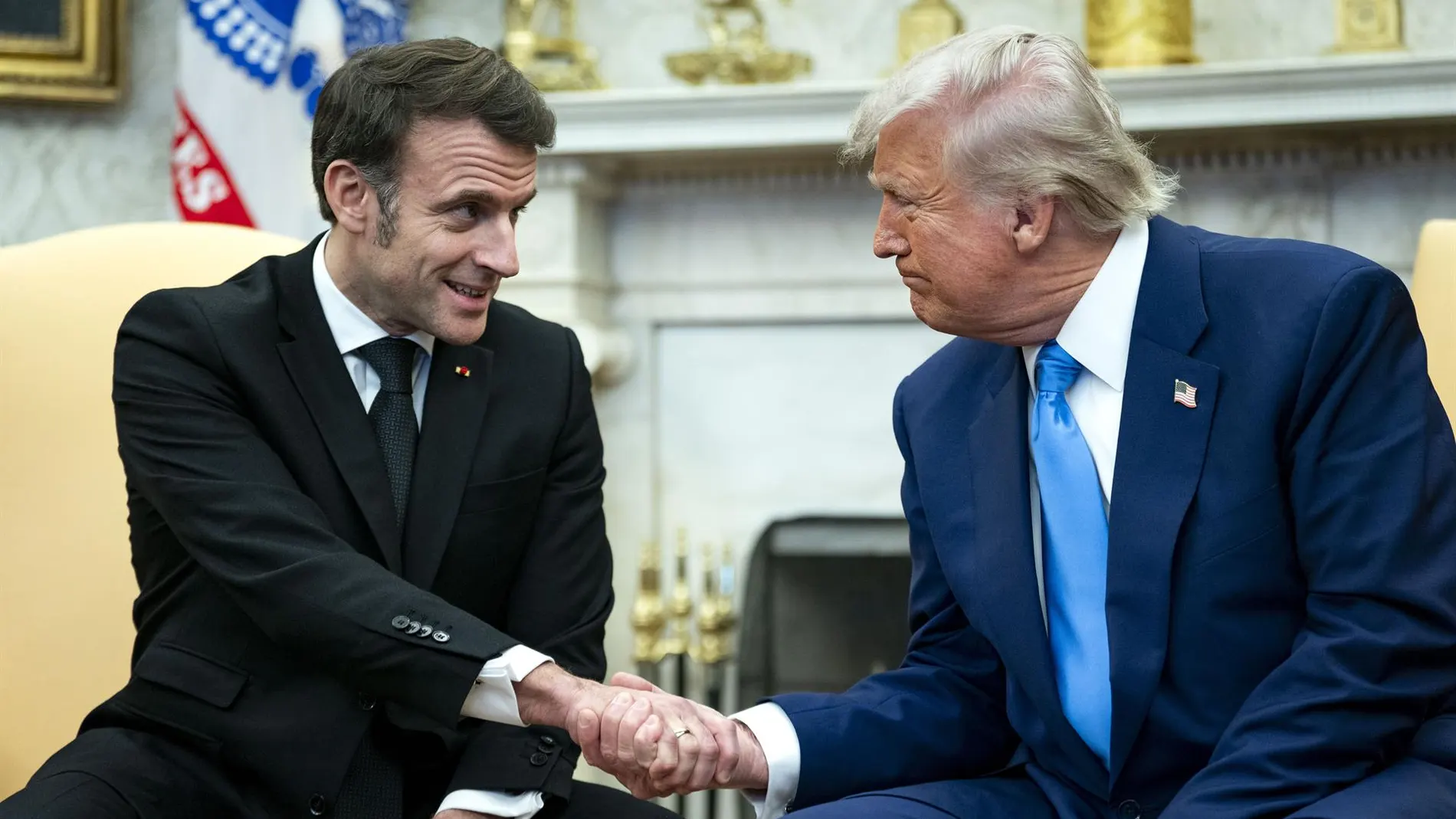 Ucrania.- Macron asegura que la propuesta de Putin de negociar con Ucrania no es "suficiente" y Trump celebra la oferta