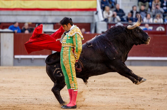 Corrida de toros con reses de Fuente Ymbro para los diestros Miguel Ángel Perera, Paco Ureña y Ginés Marín.