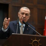 Turquía.- El partido de Erdogan ve en la disolución del PKK "un paso importante" para "una Turquía libre de terrorismo"