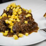 Madrid se rinde al rabo de toro: las mesas donde celebrar San Isidro