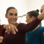 Vicky Martin Berrocal, junto a Alba, en un momento del realiti "Las Berrocal"