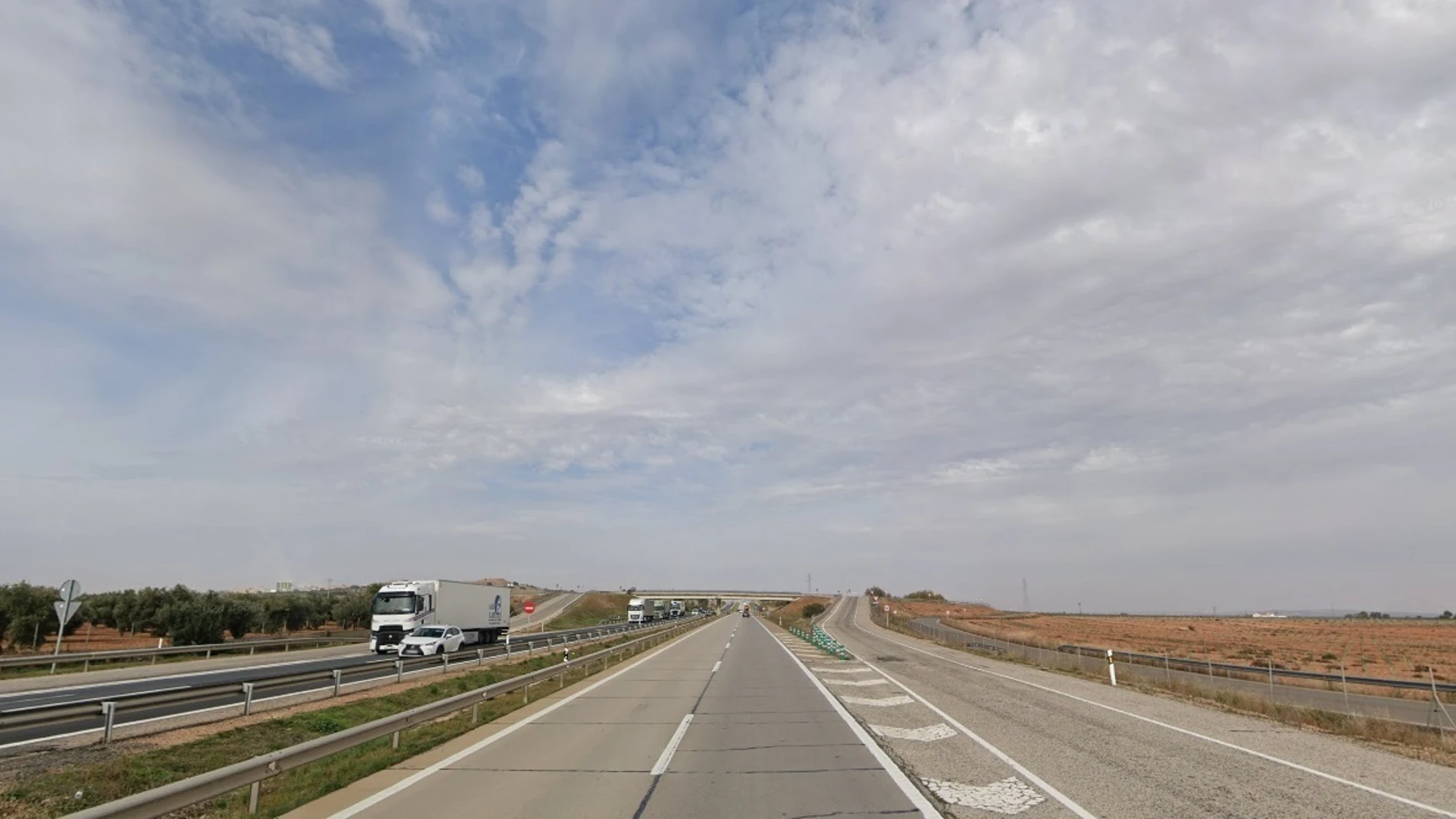 Autovía A-4 a su paso por Herencia