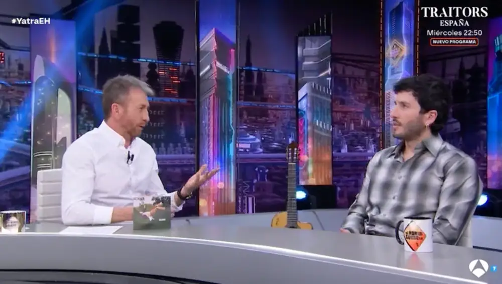 Captura de Sebastián Yatra y Pablo Motos en 'El Hormiguero'