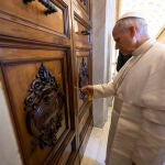 León XIV visita los apartamentos pontificios