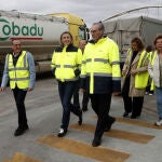 La vicepresidenta y consejera de Familia e Igualdad de Oportunidades, Isabel Blanco, visita la cooperativa Cobadú