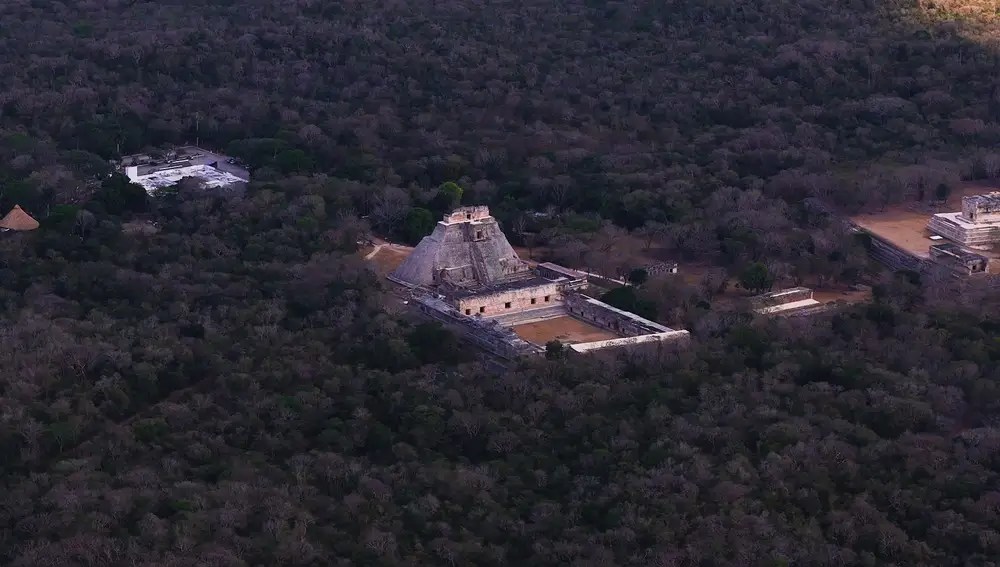Uxmal, con su Pirámide del Adivino es uno de los yacimientos más emblemáticos