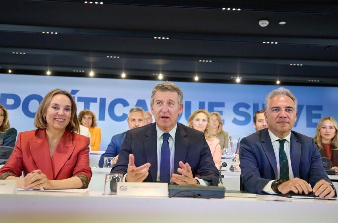 MADRID.-Feijóo, abierto a revisar el sistema de 'primarias' que aprobó el PP de Rajoy en 2017 en el próximo Congreso de julio