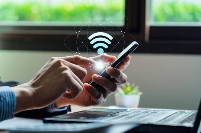 Así puedes conectar tu móvil al Wifi sin saberte la contraseña
