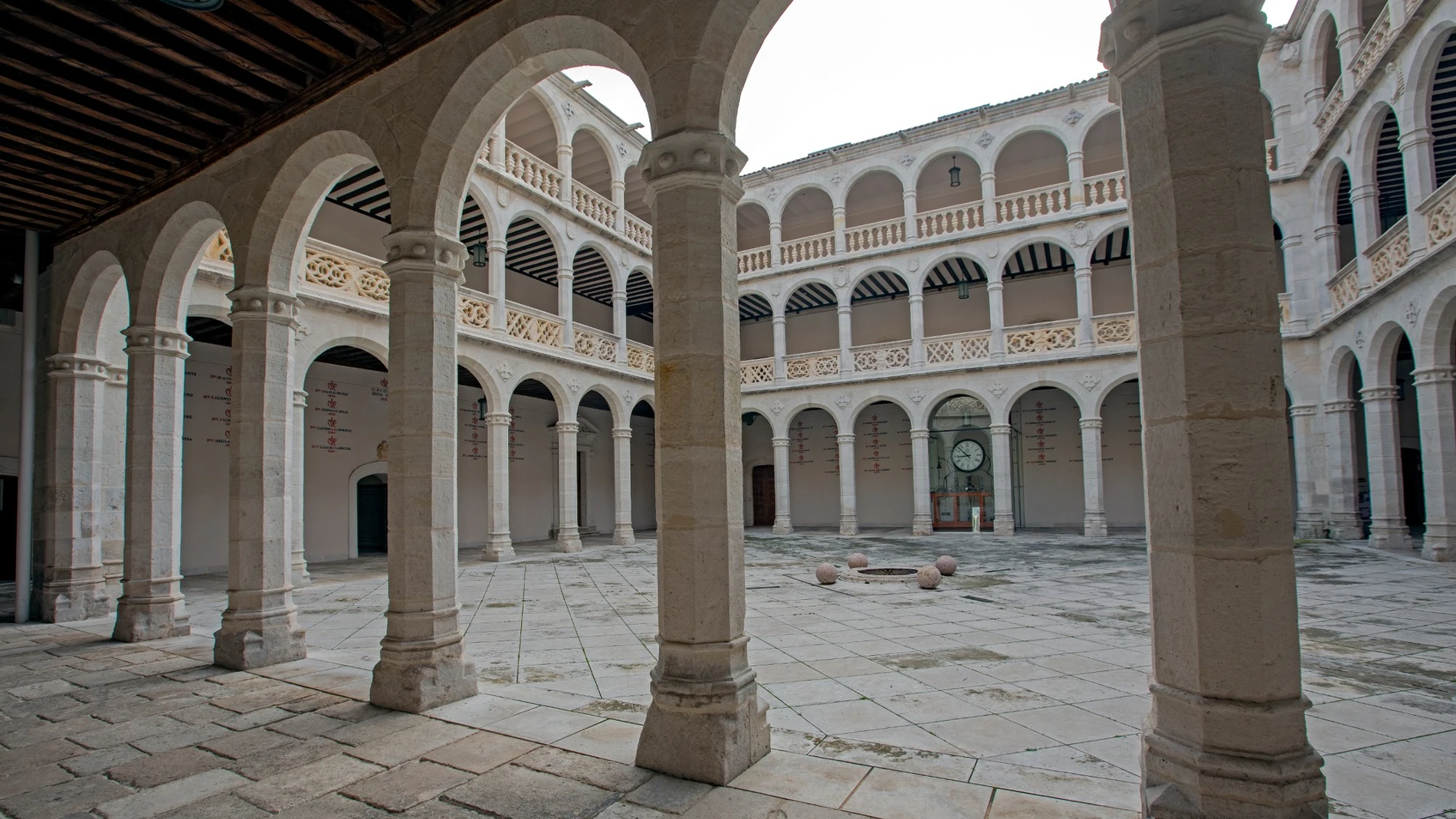 Palacio de Santa Cruz de Valladolid