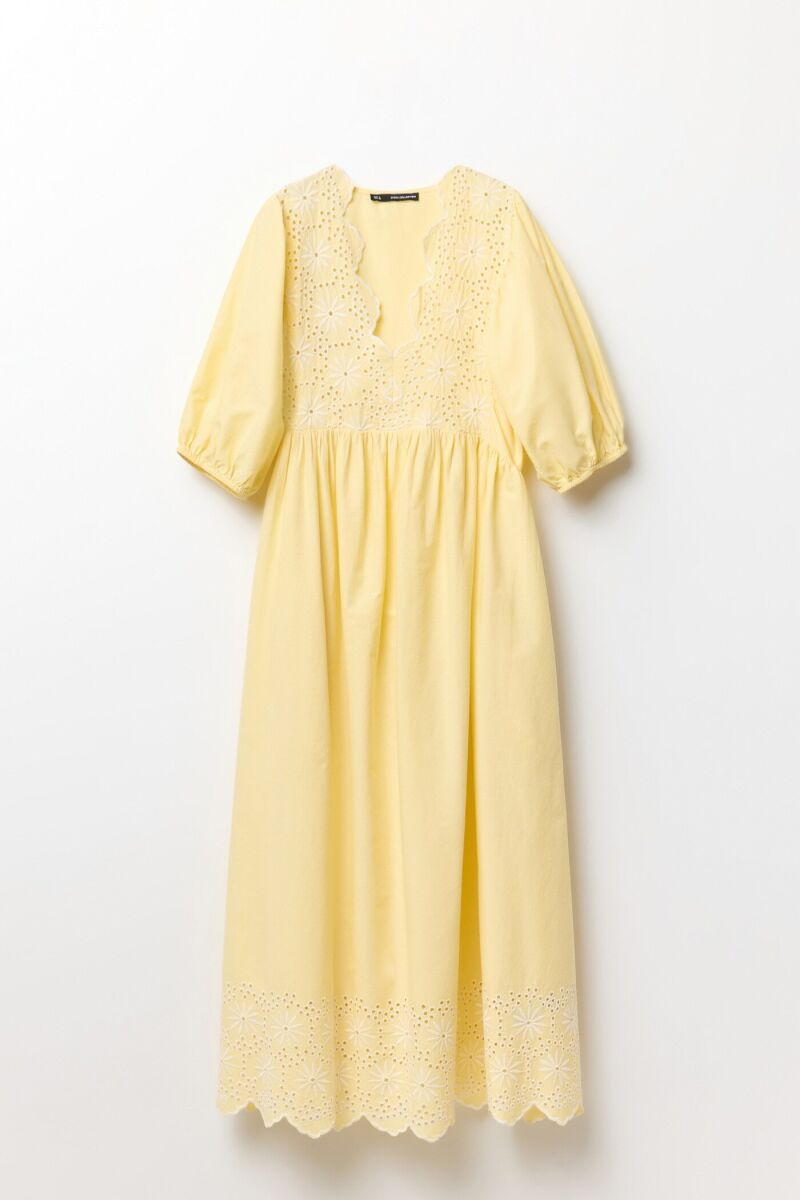 Vestido bordados.