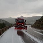 Una fuerte granizada en Morella (Castellón) genera problemas de tráfico en la CV-12 y la N-232