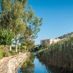 El único río de Baleares y la leyenda que lo habita: así es la ruta del duende de la mitología ibicenca
