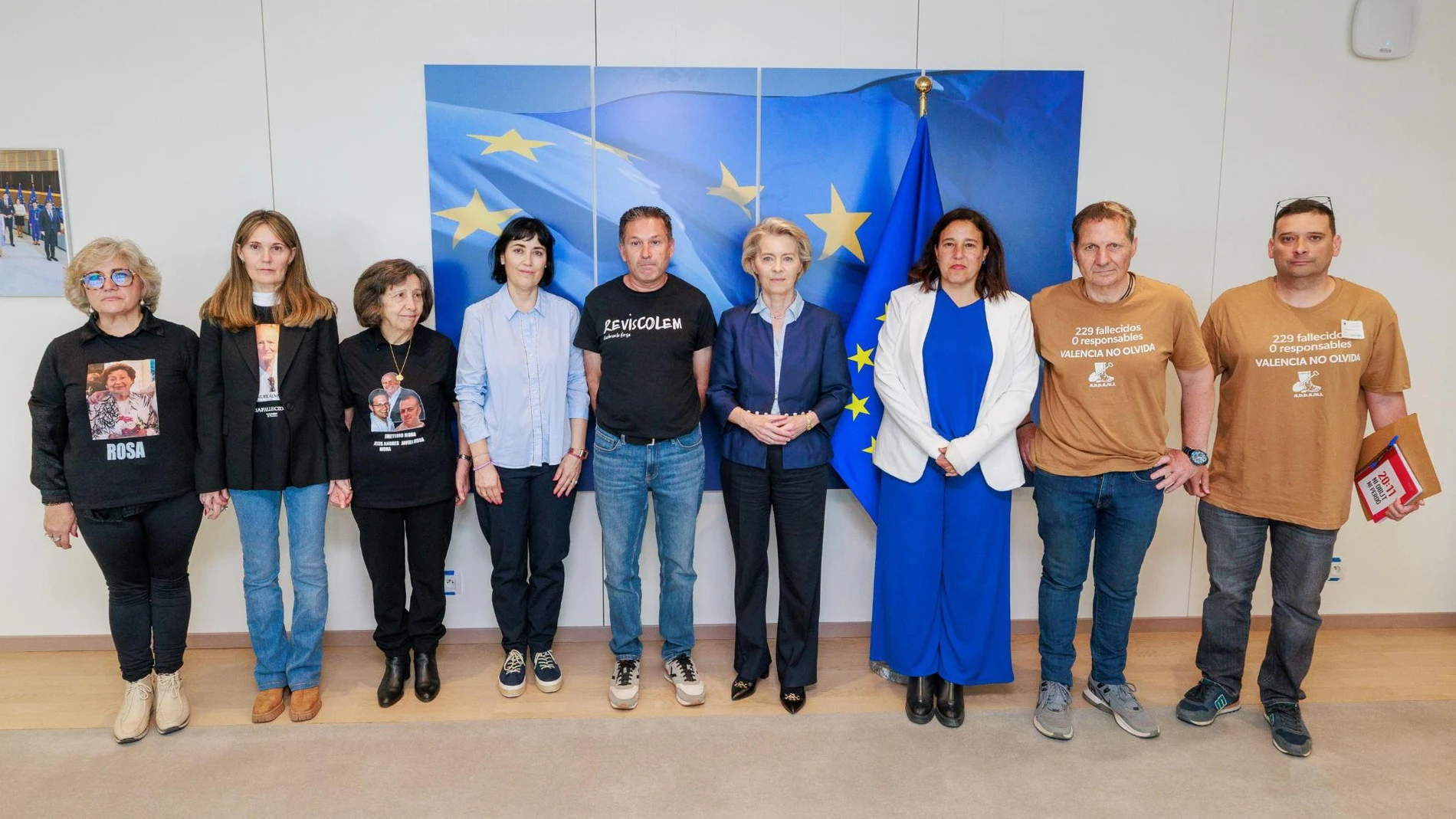 Von der Leyen recibe a las víctimas de la dana: "Esta tragedia debe guiar nuestros preparativos para el futuro"
